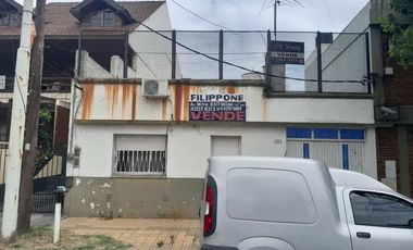 Casa para 2 Familias en venta en Wilde Centro