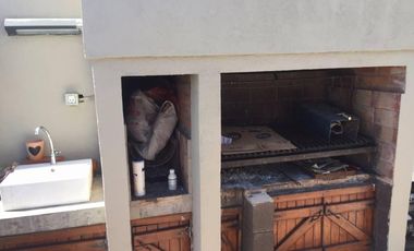 ESPECTACULAR TRIPLEX EN LOMAS DE ZAMORA.