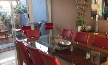 ESPECTACULAR TRIPLEX EN LOMAS DE ZAMORA.