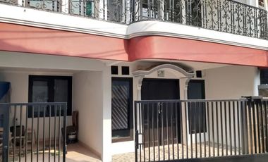 Rumah Masuk Gang, 300 Meter Ke Jalan Asem Baris Raya
