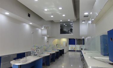 Local Comercial en Arriendo en Calle Esmeralda