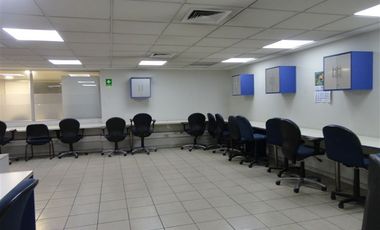 Local Comercial en Arriendo en Calle Esmeralda