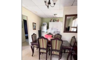 CASA EN QUINTAS DEL LAGO A 10 MINUTOS DE BRISAS DEL GOLF