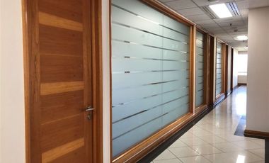 Oficina en Arriendo en Edificio Fidel Oteiza