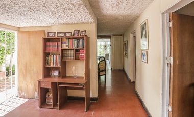 SE VENDE CASA DE TRES HABITACIONES EN EL BARRIO JARDIN, SANTA MARTA