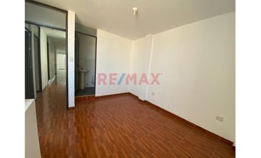 Departamento En Venta Urb. Los Granados
