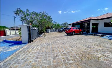 VENDO CASA DE PLAYA EN  COSTA ESMERALDA POR DEBAJO DEL AVALUO