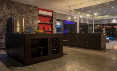 VENDO CASA DE PLAYA EN  COSTA ESMERALDA POR DEBAJO DEL AVALUO