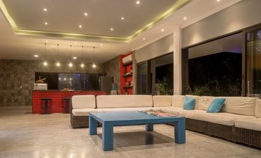 VENDO CASA DE PLAYA EN  COSTA ESMERALDA POR DEBAJO DEL AVALUO