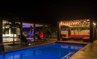 VENDO CASA DE PLAYA EN  COSTA ESMERALDA POR DEBAJO DEL AVALUO