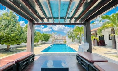 VENDO CASA DE PLAYA EN  COSTA ESMERALDA POR DEBAJO DEL AVALUO