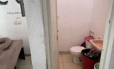 Local en Venta en Mineros Fannayer por Jacarandas