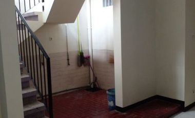 Dijual & Disewakan Rumah 4 Kamar Lokasi Di Jemursari, Surabaya
