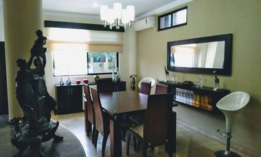 VENTA DE CASA DE 3 PISOS EN LA URBANIZACIÓN LAS RIBERAS - Samborondon Km 1.5