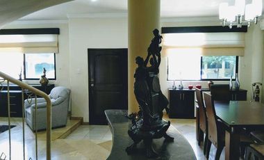 VENTA DE CASA DE 3 PISOS EN LA URBANIZACIÓN LAS RIBERAS - Samborondon Km 1.5