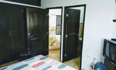 VENTA DE CASA DE 3 PISOS EN LA URBANIZACIÓN LAS RIBERAS - Samborondon Km 1.5