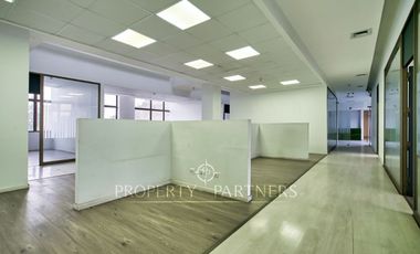 Gran Oficina en Santa Maria, Providencia (UF 0,35 X m2)