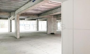 oficina en arriendo en chico reservado. Cod A3798