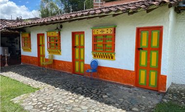 HERMOSA FINCA CAMPAESINA EN LA ESTRELLA