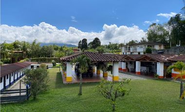 HERMOSA FINCA CAMPAESINA EN LA ESTRELLA