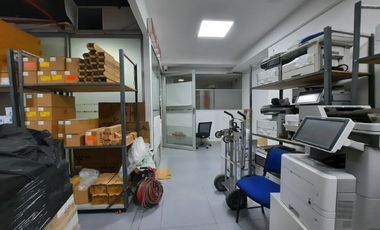 LOCALES PARA ARRIENDO EN SURAMERICANA