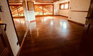 Excelente casa con piscina en venta - Lomas de Zamora