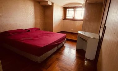 Excelente casa con piscina en venta - Lomas de Zamora