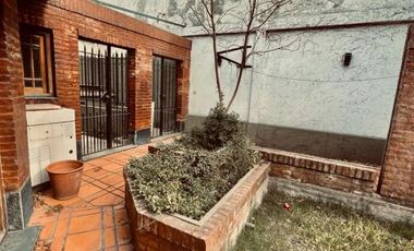 Excelente casa con piscina en venta - Lomas de Zamora