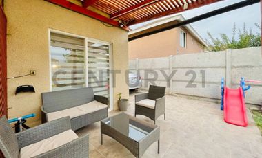 Casa en Arriendo El Alba IV de Lo Campino, Quilicura