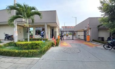 apartamento en arriendo en arboleda del campestre jagua piso 4. Cod A13966