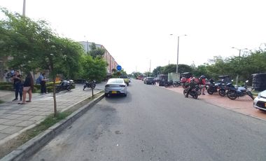 apartamento en arriendo en arboleda del campestre jagua piso 4. Cod A13966