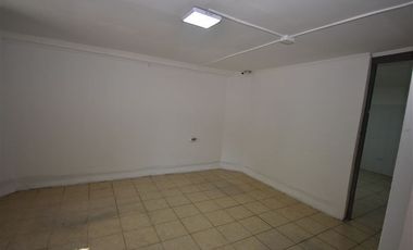 Casa en venta de 6 dorm. en Santiago