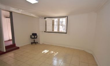 Casa en venta de 6 dorm. en Santiago