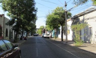 Casa en venta de 6 dorm. en Santiago