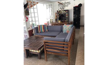 CASA EN VENTA CON VISTA AL LAGO 