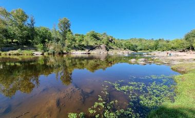 EXCELENTE PREDIO EN VENTA, DE 2.100 MT2 CON FONDO AL RIO BALNEARIO TALAHUASI, IDEAL PARA COMPLEJO