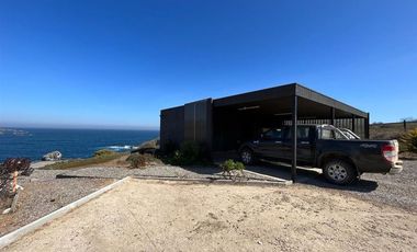 Casa en venta de 6 dorm. en Los Vilos