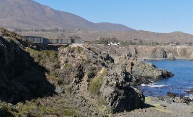 Casa en venta de 6 dorm. en Los Vilos