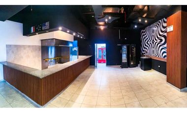 Se Alquila Local en Avenida Balboa $3700