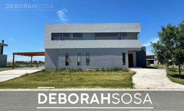 Casa en Venta 5 ambientes - El Canton Escobar Zona Norte
