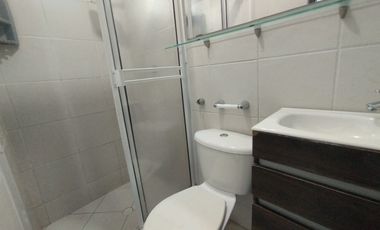 casa-local en arriendo en el recreo. Cod A93524