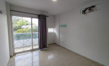 casa-local en arriendo en el recreo. Cod A93524