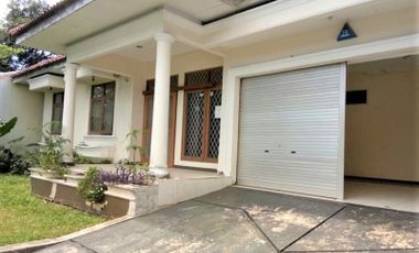 Dijual Rumah di Kemang Jakarta Selatan With Private Pool