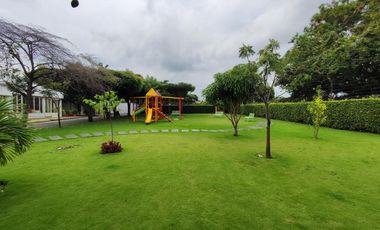 casa en venta en villa antigua. Cod V27093