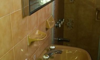 Casa para 2 Familias en venta en Remedios de Escalada Oeste