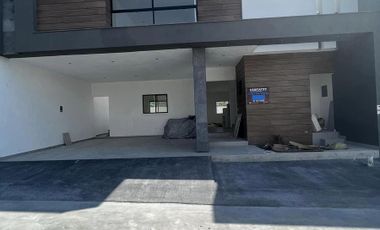 CASA EN VENTA EN ALTARES