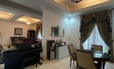 DIJUAL RUMAH BAGUS dgn S.POOL at Jl VILA DELIMA, LEBAK BULUS JAKSEL