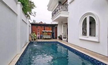 DIJUAL RUMAH BAGUS dgn S.POOL at Jl VILA DELIMA, LEBAK BULUS JAKSEL