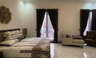 DIJUAL RUMAH BAGUS dgn S.POOL at Jl VILA DELIMA, LEBAK BULUS JAKSEL