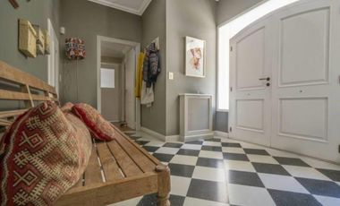 CASA -VENTA/- 2 DORMITORIOS- PALERMO